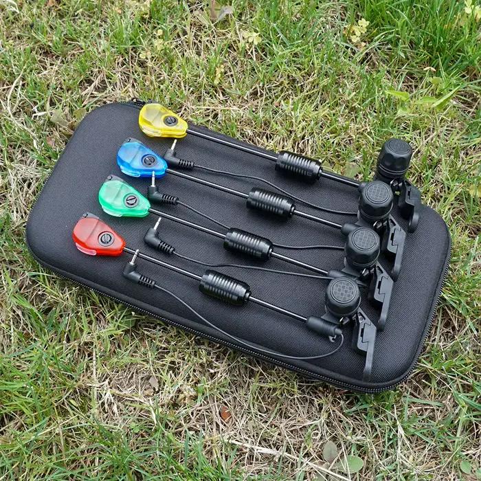 Kit 4 indicateurs de touche LED étanches Hirisi pour pêche de nuit à la carpe - Alarme B2036 avec étui
