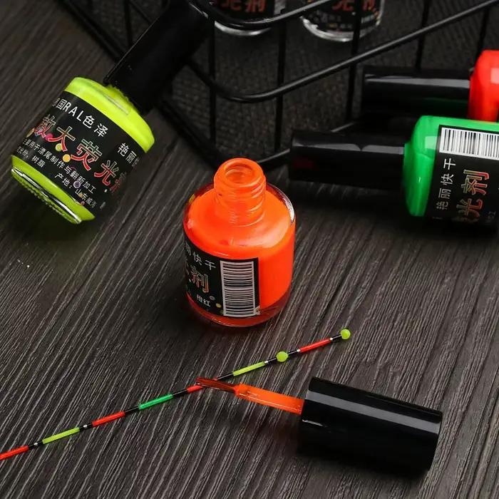 Flotteurs de pêche fluorescents avec queue peinte pour une visibilité accès en eau trouble