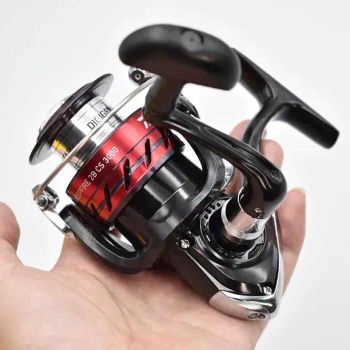 Moulinet de pêche sportive DAIWA SWEEPFIRE CS en ABS avec spool métal pour rivière, lac, plage et bateau océanique