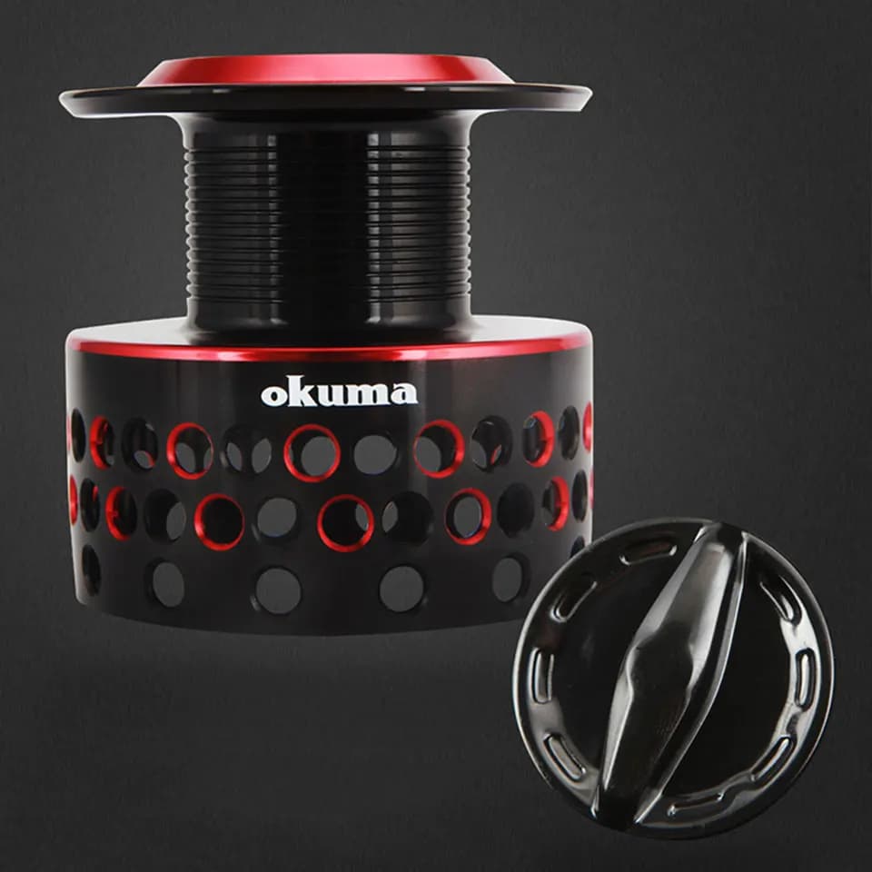 Moulinet Okuma Ceymar 7+1 roulements 15kg drague, corps graphite anti-corrosion pêche fluide