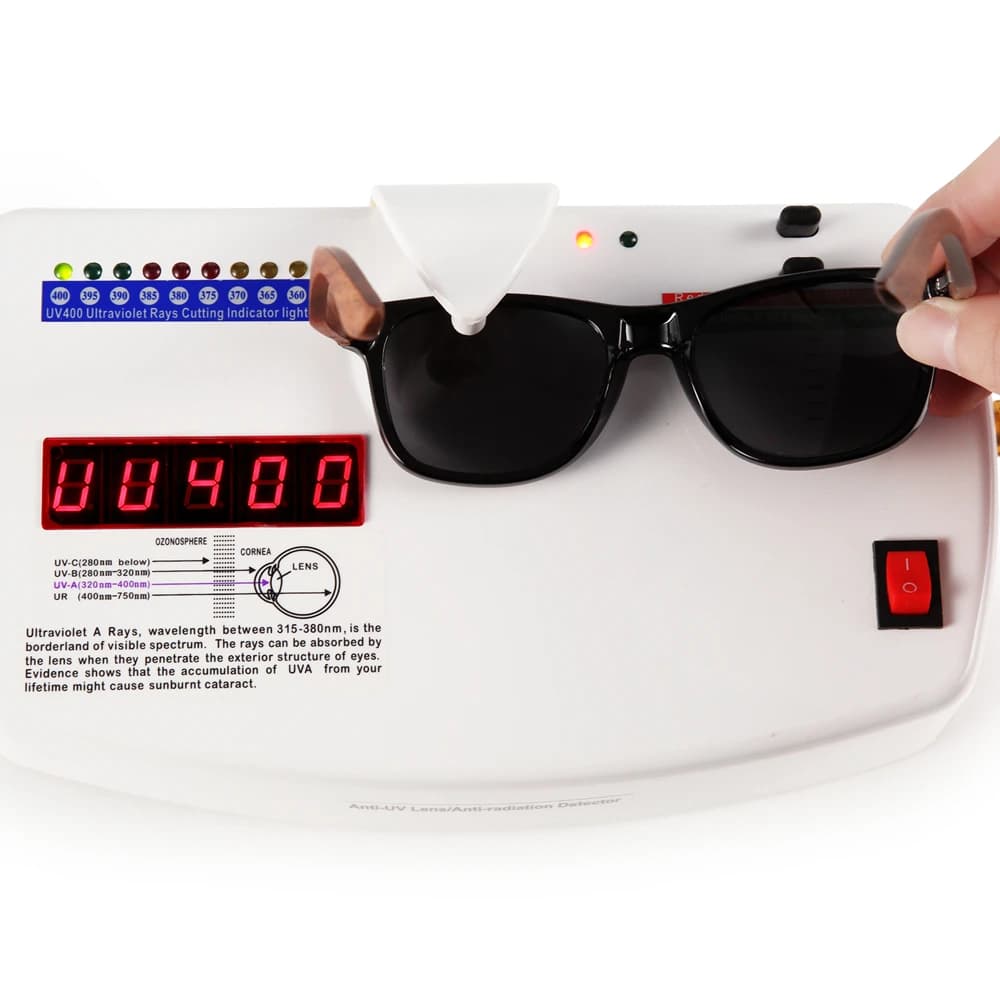 Lunettes de soleil bois noyer pêche - Cadre carré polarisé qualité premium UV400 avec étui