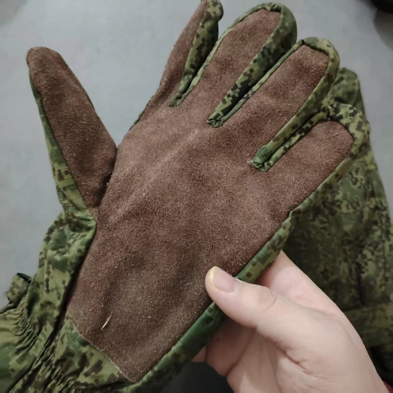 Gants tactiques hiver camouflage russe EMR08/11 - Protection froid réglementaire chasse pêche