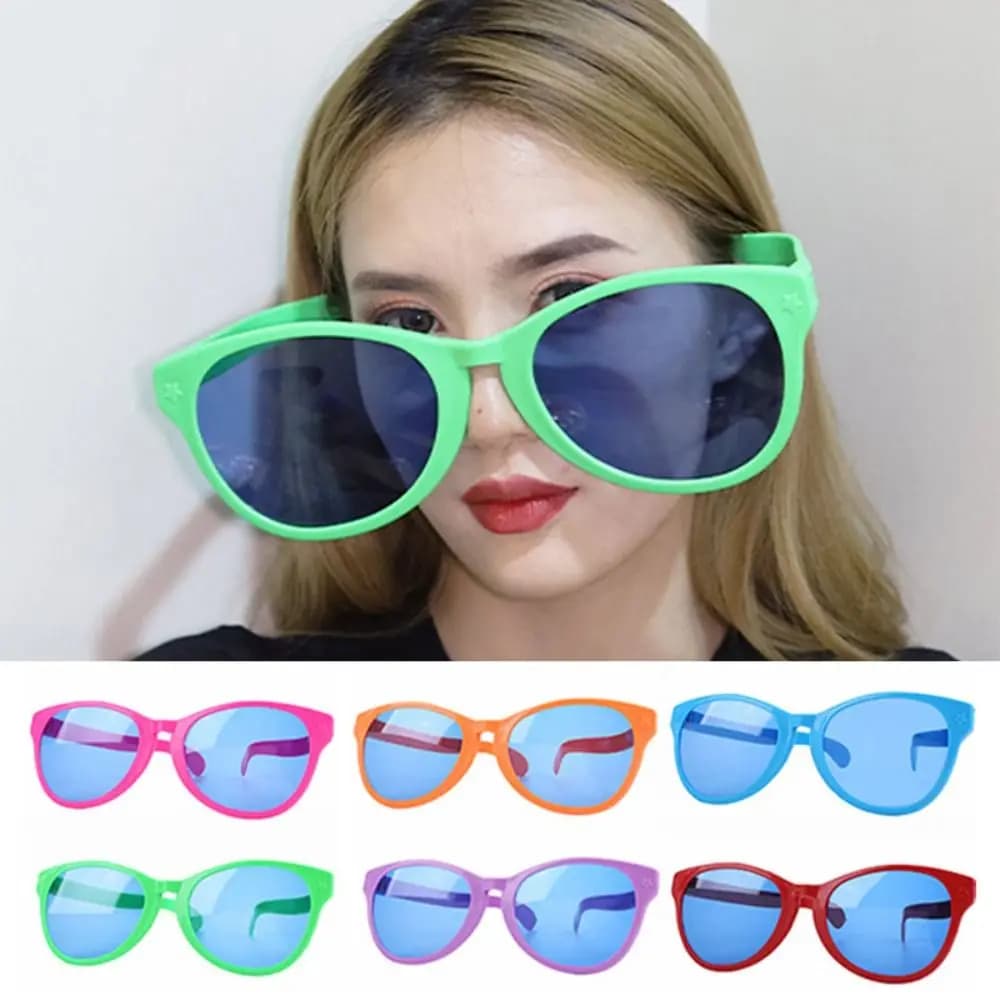 Lunettes géantes lumineuses en plastique pour fêtes - Forme cœur - Accessoire déco anniversaire et soirées