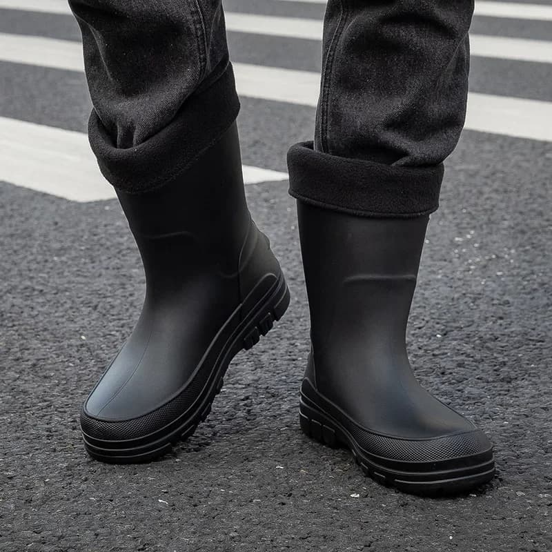 Bottes de pluie mi-mollet homme légères semelle souple PVC antidérapantes mode durable