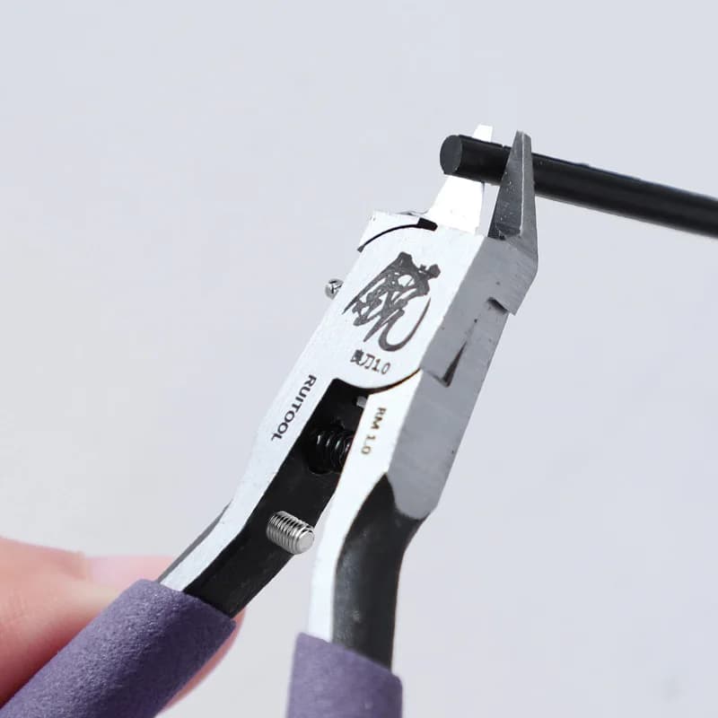 Pince coupante ultra-mince pour modélisme Gundam avec poignée anti-dérapante CR-V