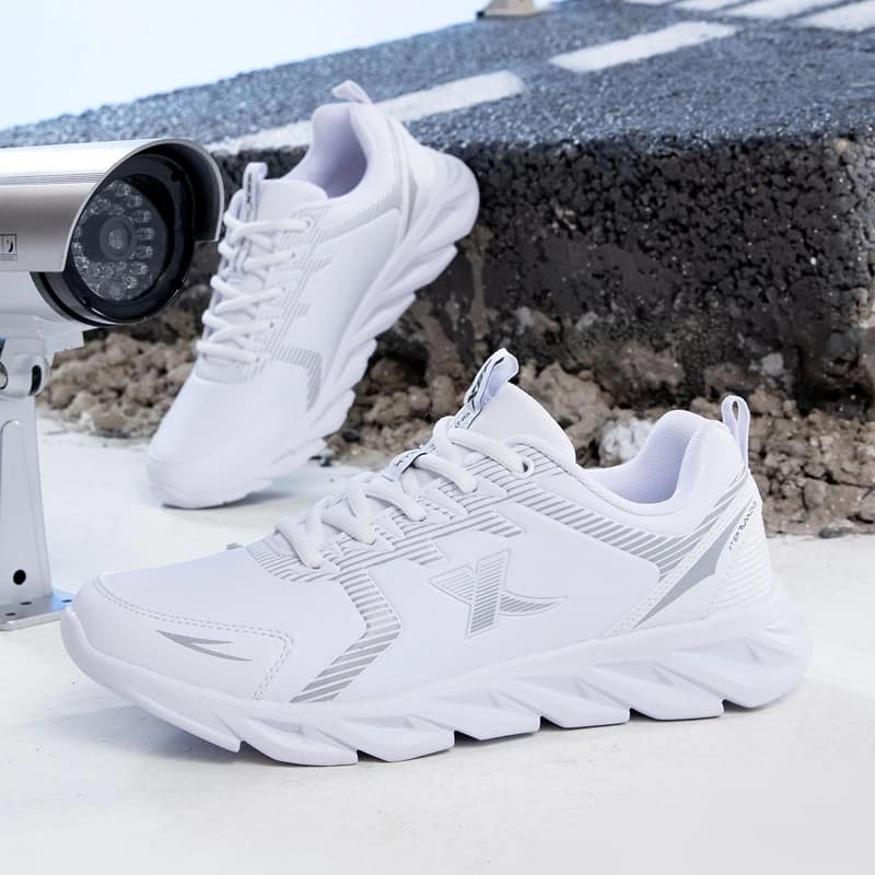 Chaussures de running Xtep antidérapantes pour pêche sportive avec amorti et semelle souple