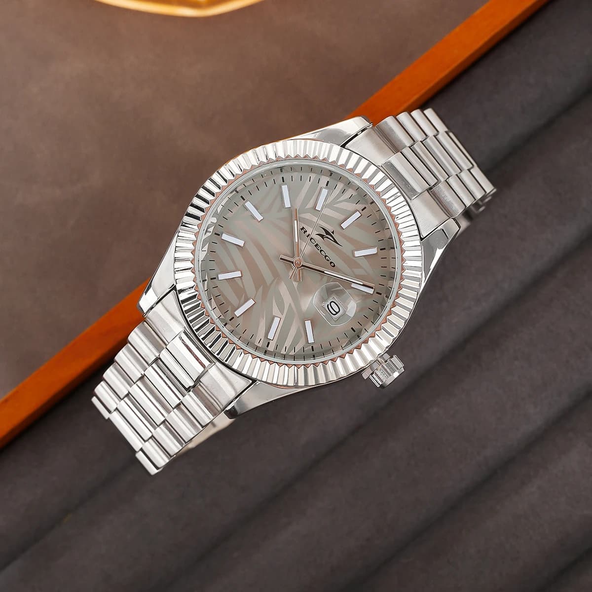 Montre Homme Chronographe Acier Inoxydable Élégante - Style Rétro Business pour Pêcheurs Exigeants