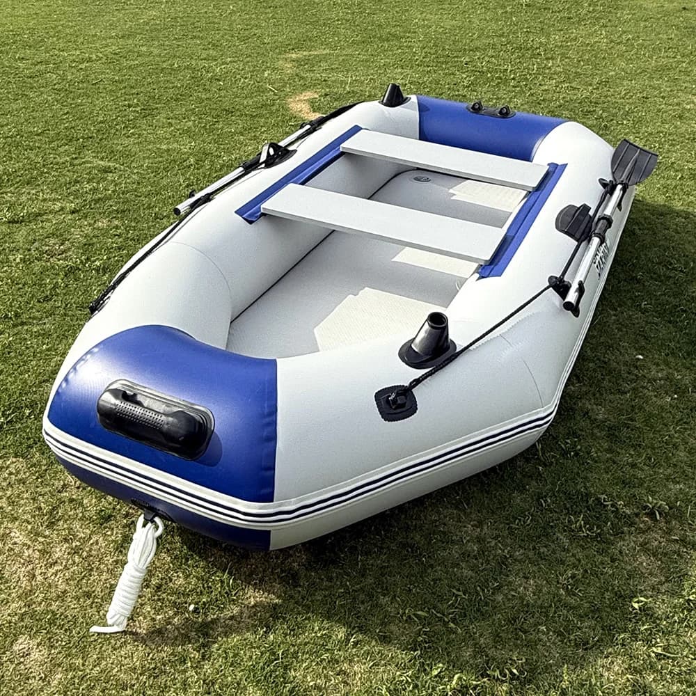 Bateau gonflable pêche ventre PVC Savagemarine kayak leurre installation moteur hors-bord rivière lac transportable
