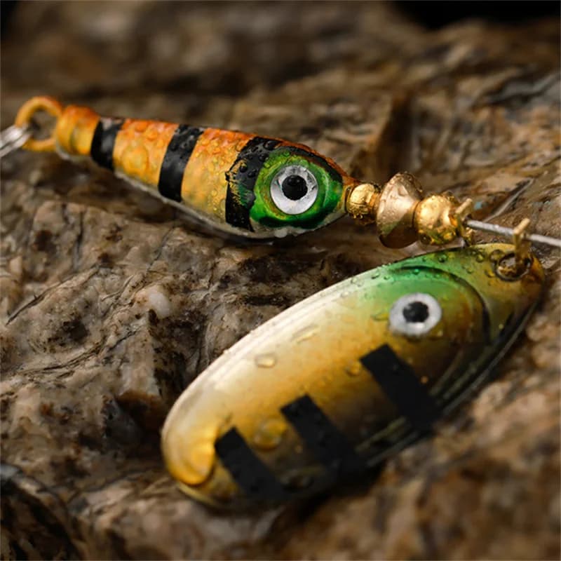 Leurre métal tournant 9,1g 7cm avec sequins pour brochet sandre perche et black bass