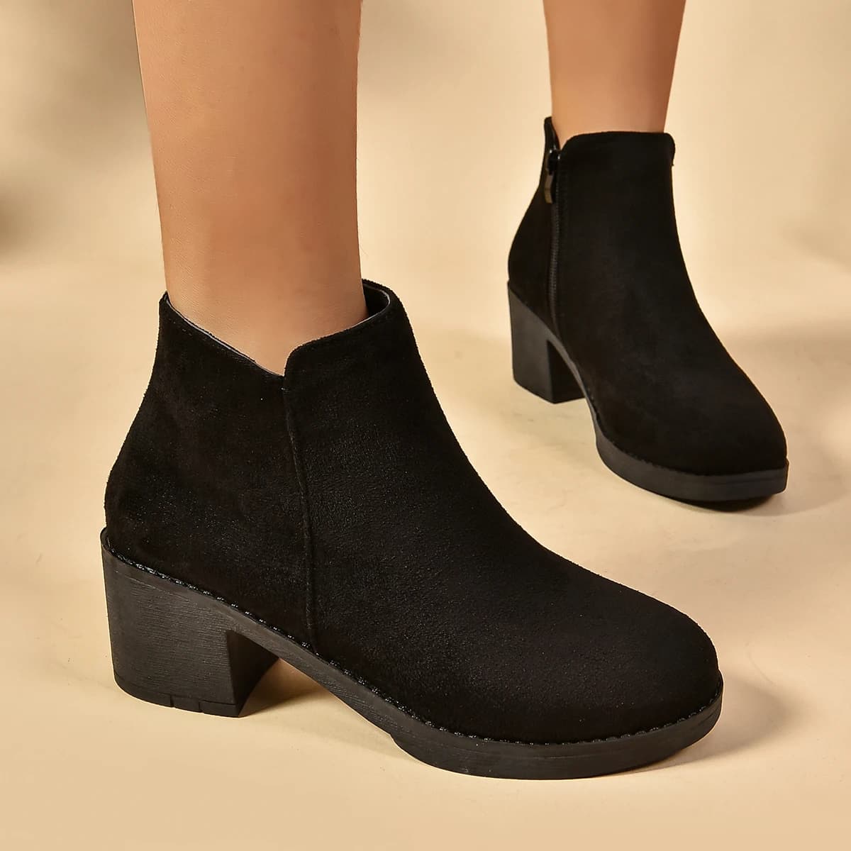 Bottes talon haut femme automne 2024 - Simili daim élégant, coupe concise, coloris unis sophistiqués