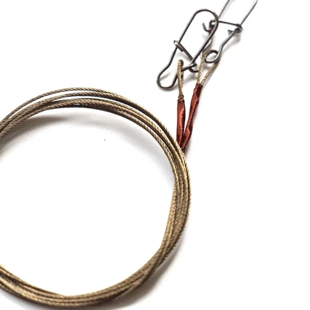 Leader pêche en acier avec émerillon et clip, bas de ligne résistant pour carpe et eau