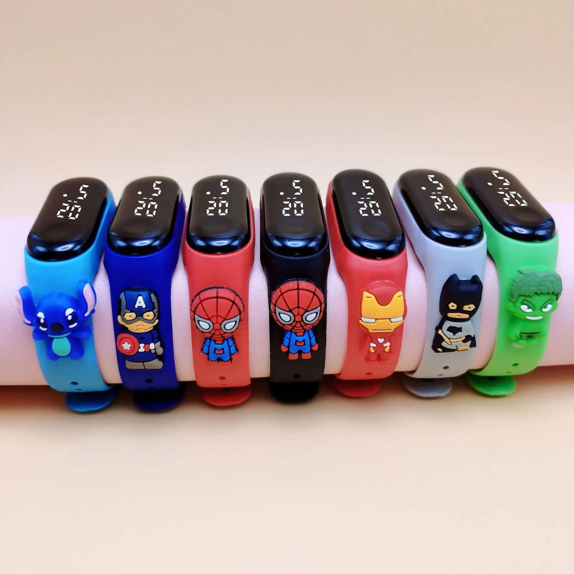 Montre enfant Marvel numérique LED - Montre cartoon étanche cadeau fête enfants garçons filles