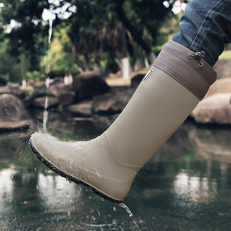 Bottes de pluie mode hommes hautes étanches antidérapantes couple style pêche extérieur chaussures techniques