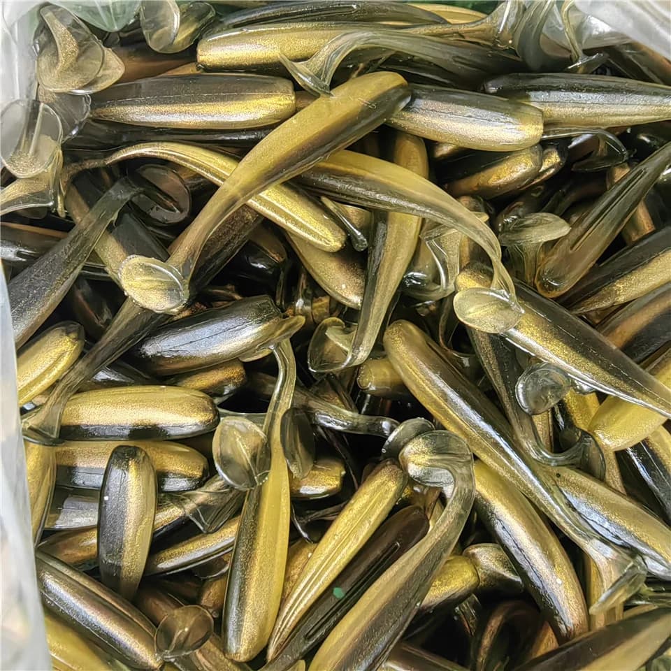 Leurre Souple Micro 50 Pièces 35mm T-tail pour Bass et Brochet, Appât Artificiel 0.35g Pêche aux Leurres