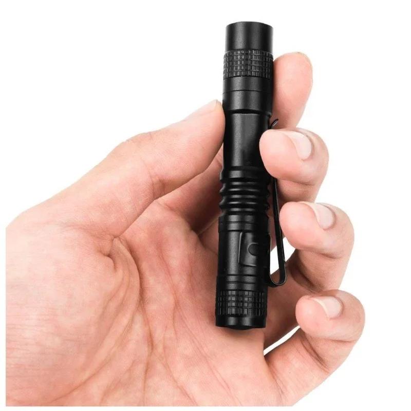 Lampe de poche LED portable étanche mini pour camping randonnée dépannage voiture urgence maison