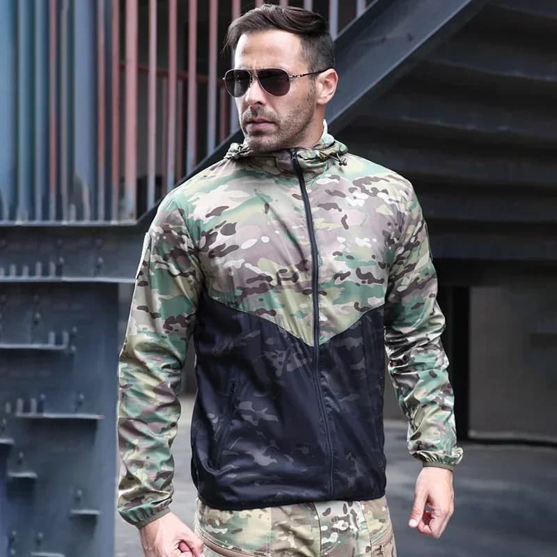 Vente chaude veste tactique été homme outdoor séchage rapide camping pêche militaire camouflage capuche anti-UV