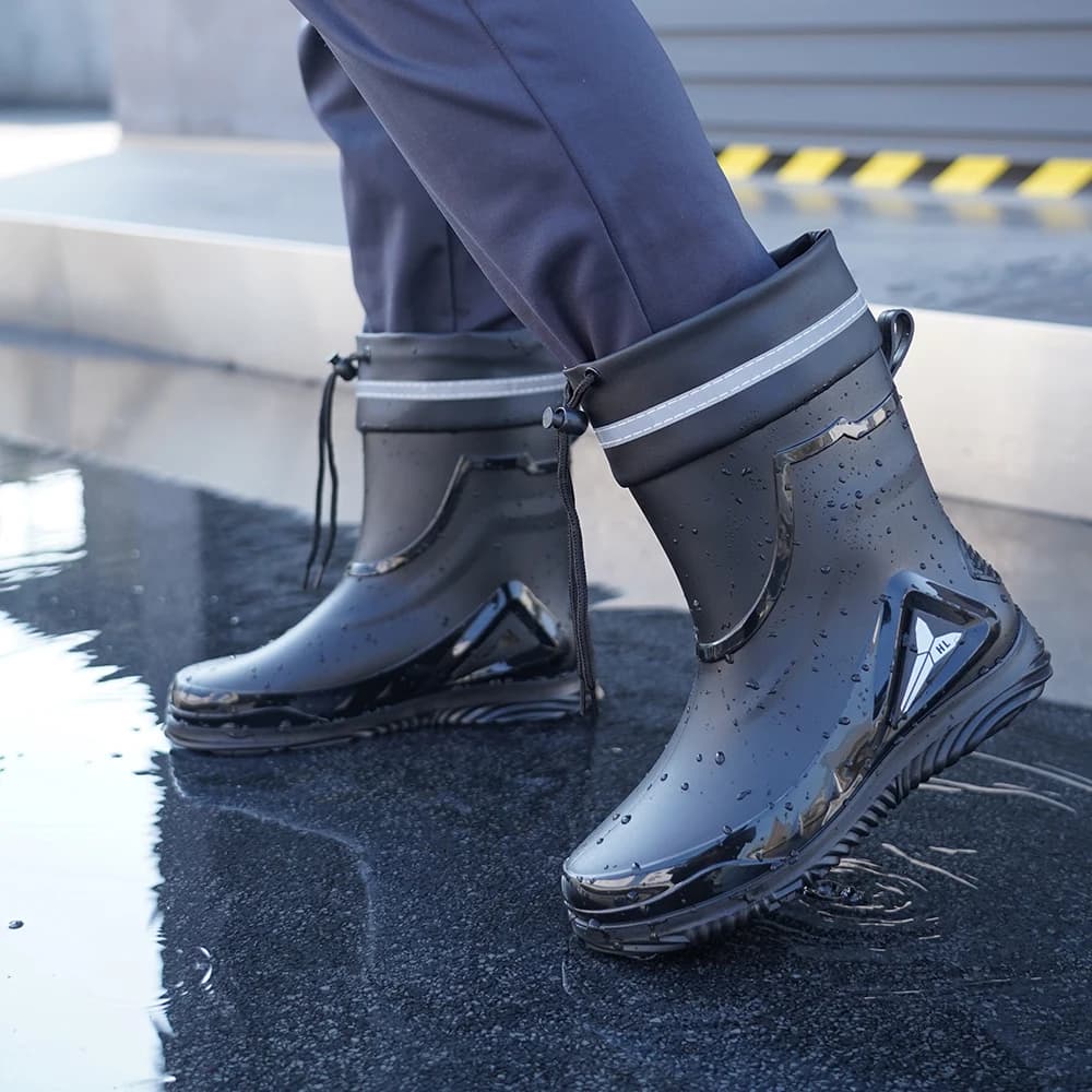 Bottes de pluie homme style britannique chaudes antidérapantes imperméables avec lacets pour automne hiver