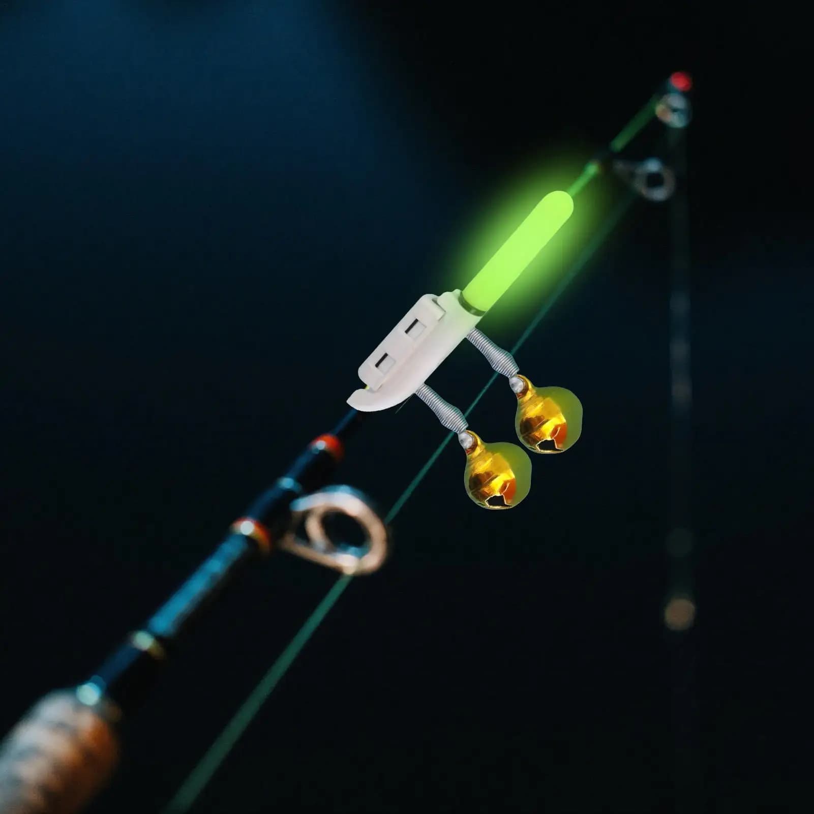 Alarme de touche électronique avec lumière LED et charge USB pour pêche nocturne - Accessoire innovant