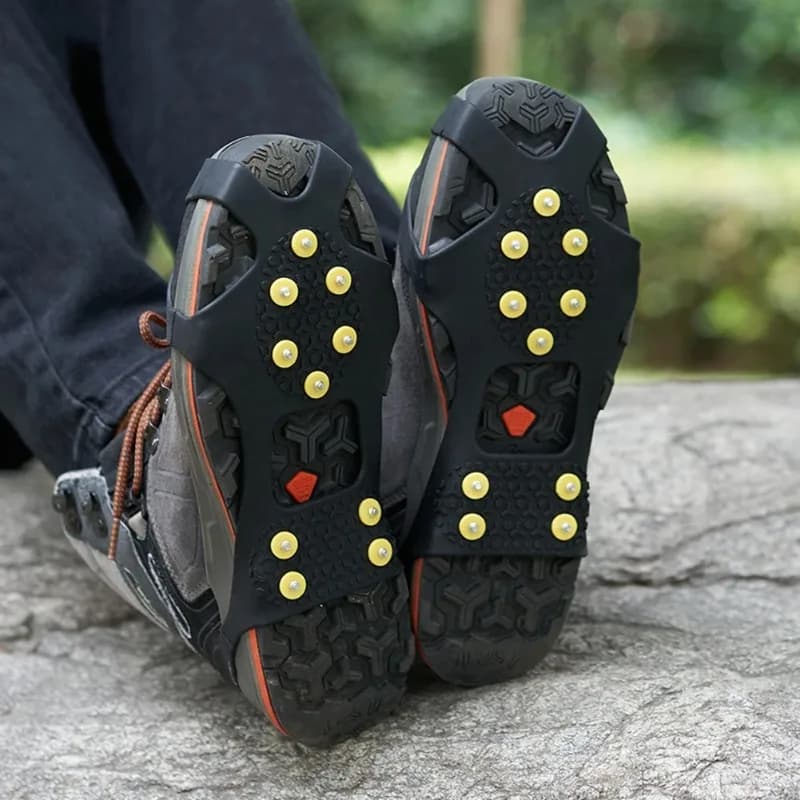 Crampons 10 pointes antidérapants neige glace randonnée pêche hiver sécurité chaussures bottes