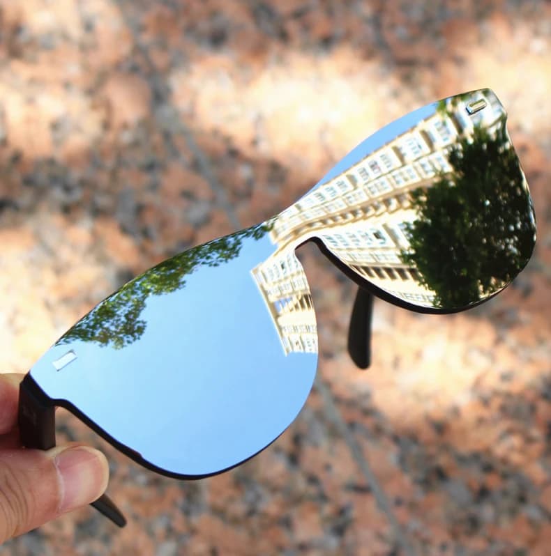 Lunettes de soleil vintage pêche - Modèle chat triangulaire marque de luxe pour pêcheuses stylées