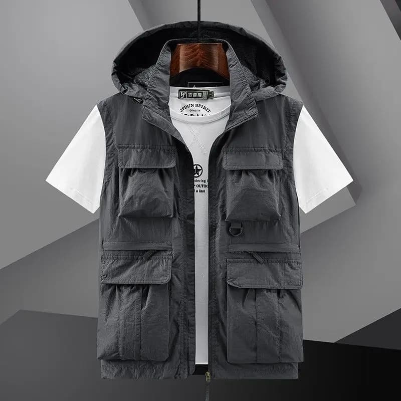 Veste de pêche homme déperlante avec capuche amovible et multiples poches pour le printemps