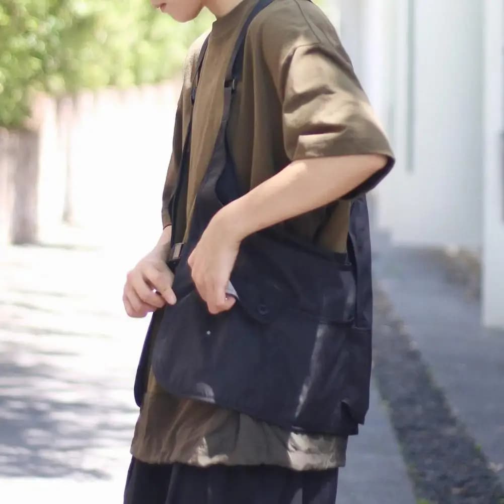 Gilet à poches multiples style streetwear pour pêcheurs avec rangements pratiques accessoires