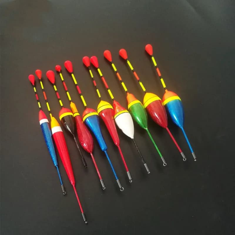 Lot de flotteurs de pêche lumineux et bavettes, tailles et couleurs assorties pour une pêche précise