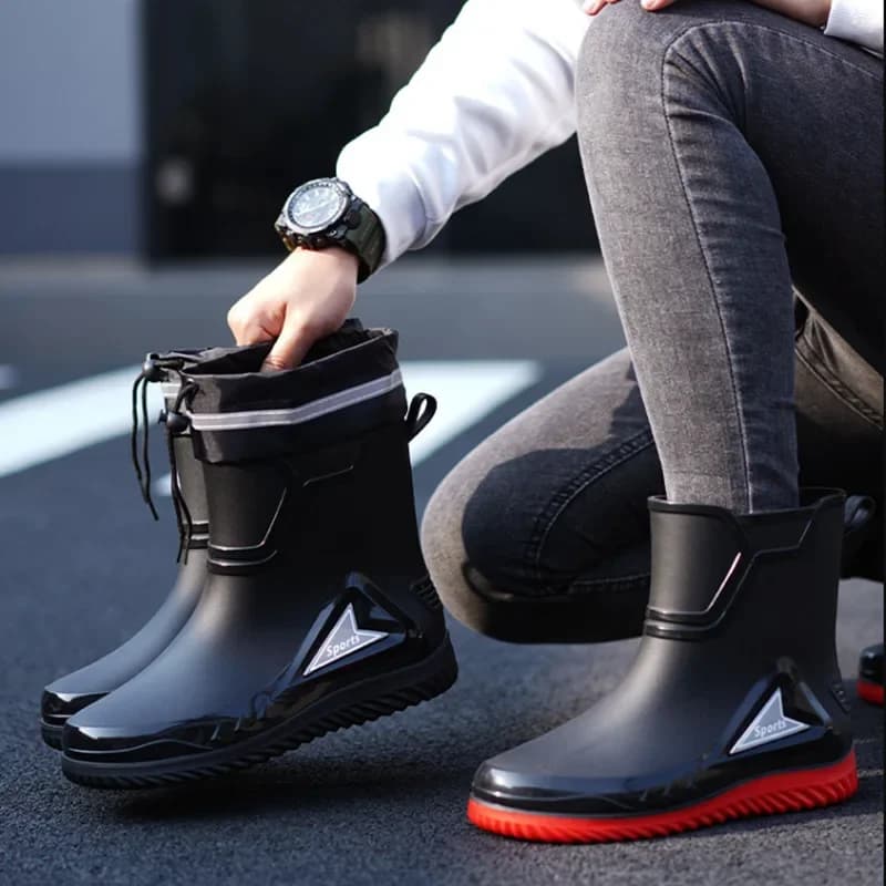 Bottes de pluie mi-mollet hommes mode avec bandes réfléchissantes, chaussures étanches élastiques grises pêche