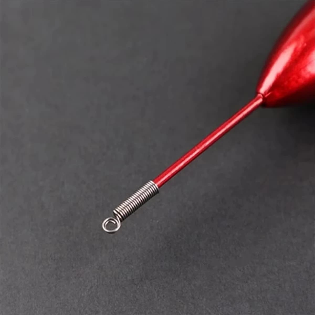 Lot promotion de 10 flotteurs de pêche en mousse, tailles et couleurs mélangées pour votre matériel de pêche