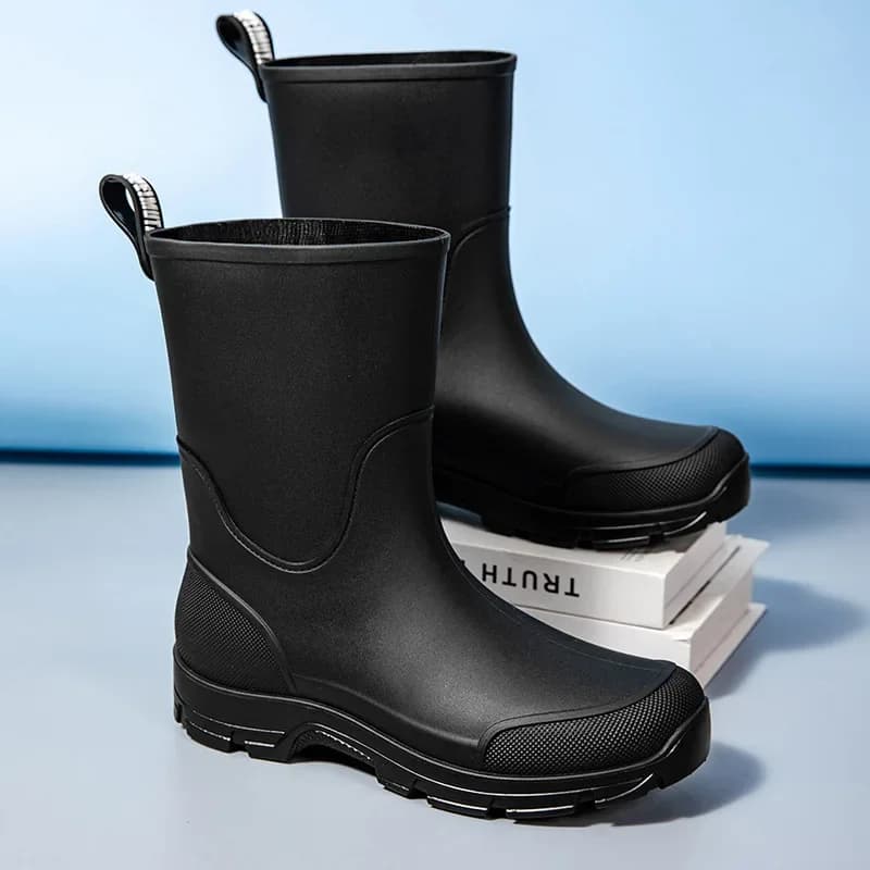 Bottes de pluie homme mi-mollet nouvelle mode outdoor antidérapantes légères imperméables tendance