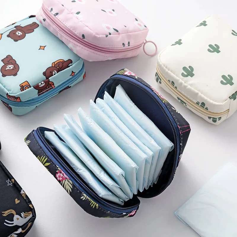 Pochette étanche pour serviettes hygiéniques - Organisateur portable motifs cartoon pour protections féminines
