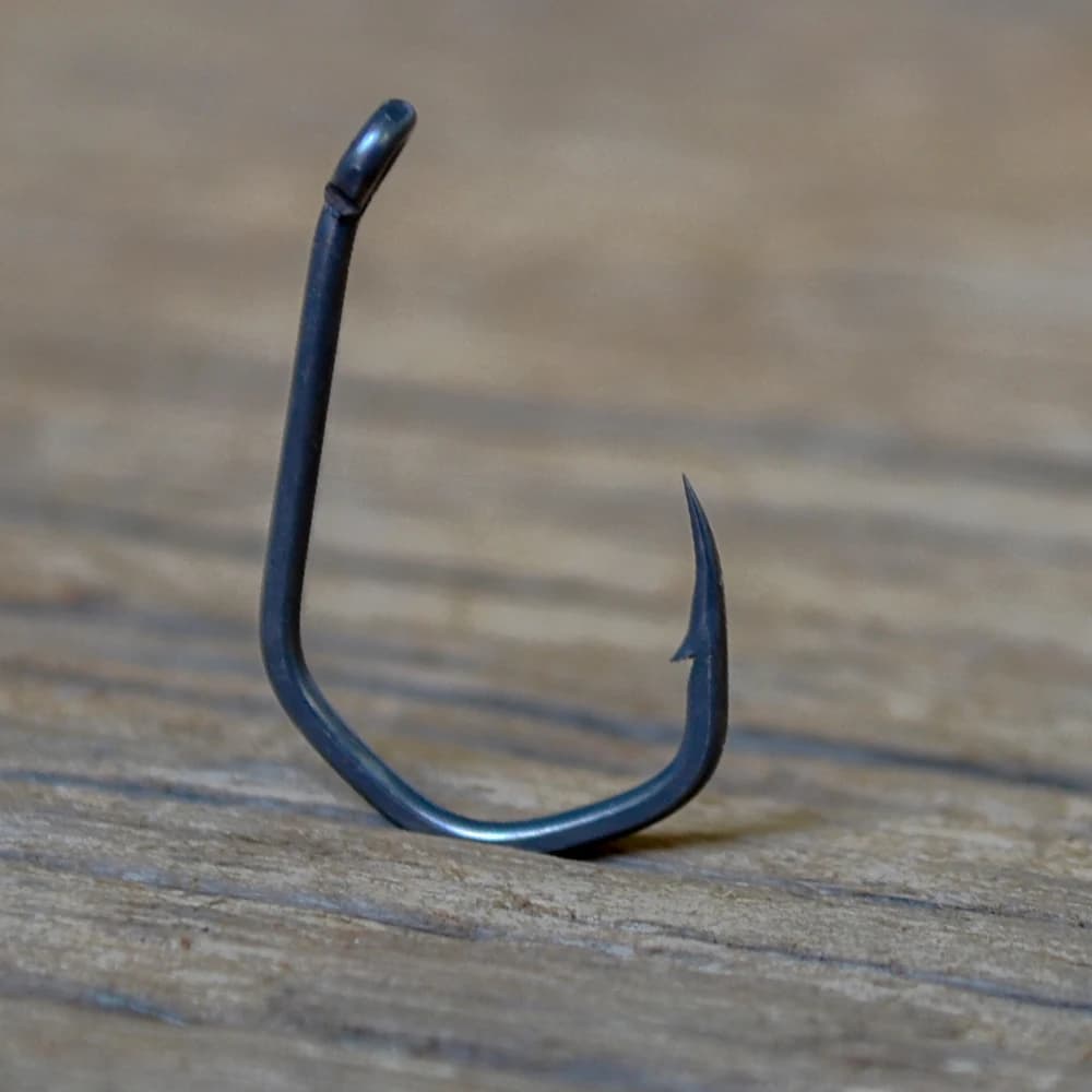 Hameçons carp fishing micro barbelés PTFE 15 pièces Hirisi - acier haute carbone pour pêche précise