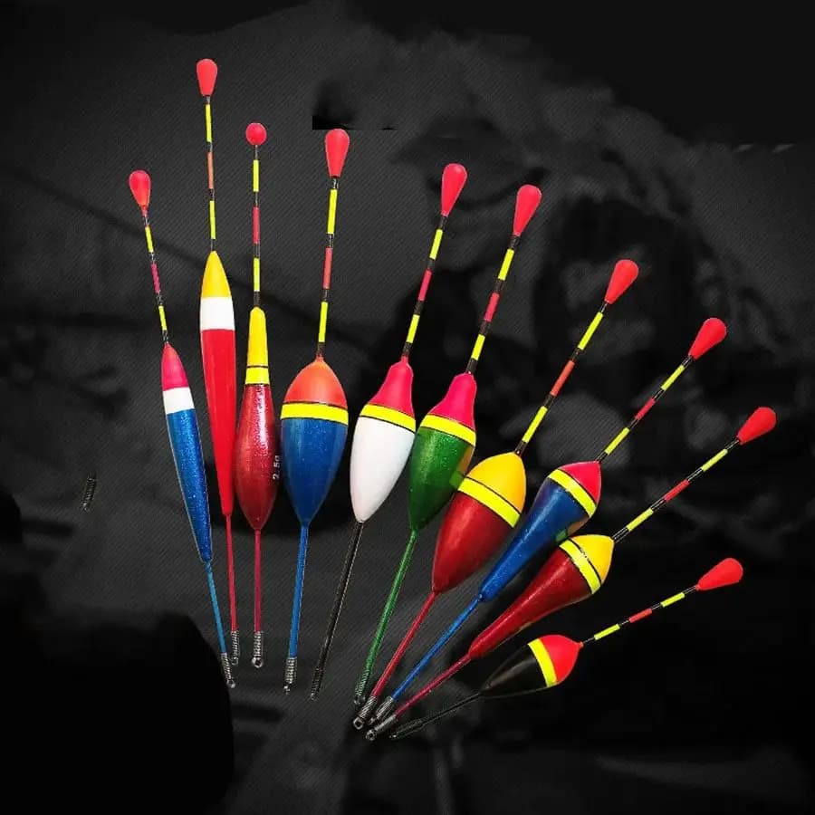 Lot promotionnel 10 flotteurs mousse tailles et couleurs variées - accessoires pêche complets