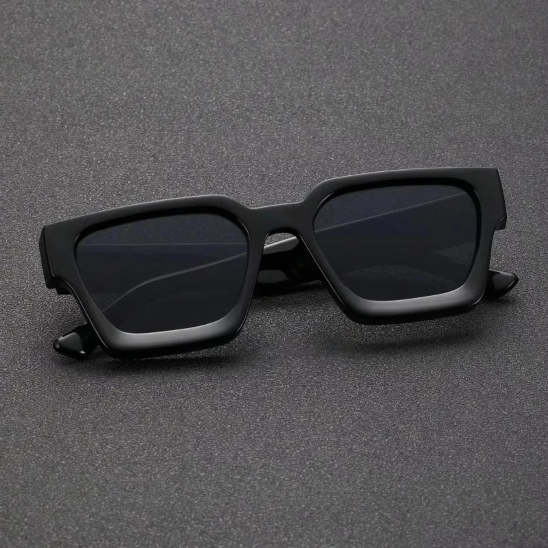 Lunettes de soleil unisexe carrées en plastique pour pêche photographique et sorties plage - style rétro
