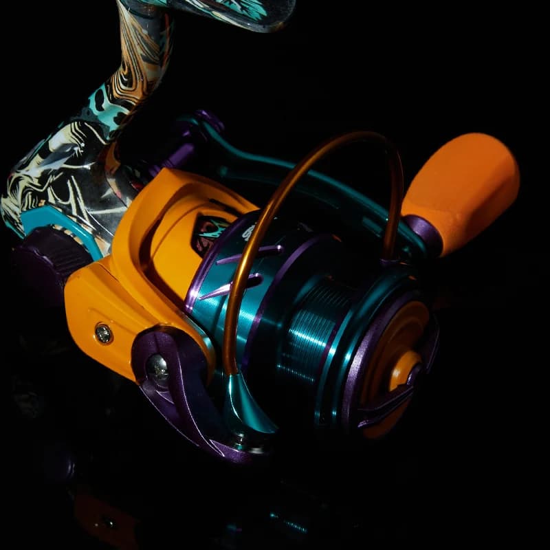 Moulinet spinning BILLINGS HA 22LB frein max avec bobine métal et rocker CNC pour eau douce/salée