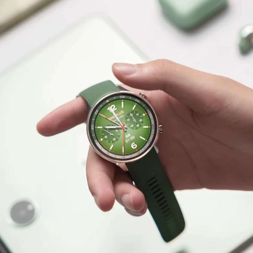 OnePlus Watch 3 - Smartwatch global Wear OS 1.5" AMOLED 32GB IP68 pour pêcheurs connectés et technophiles