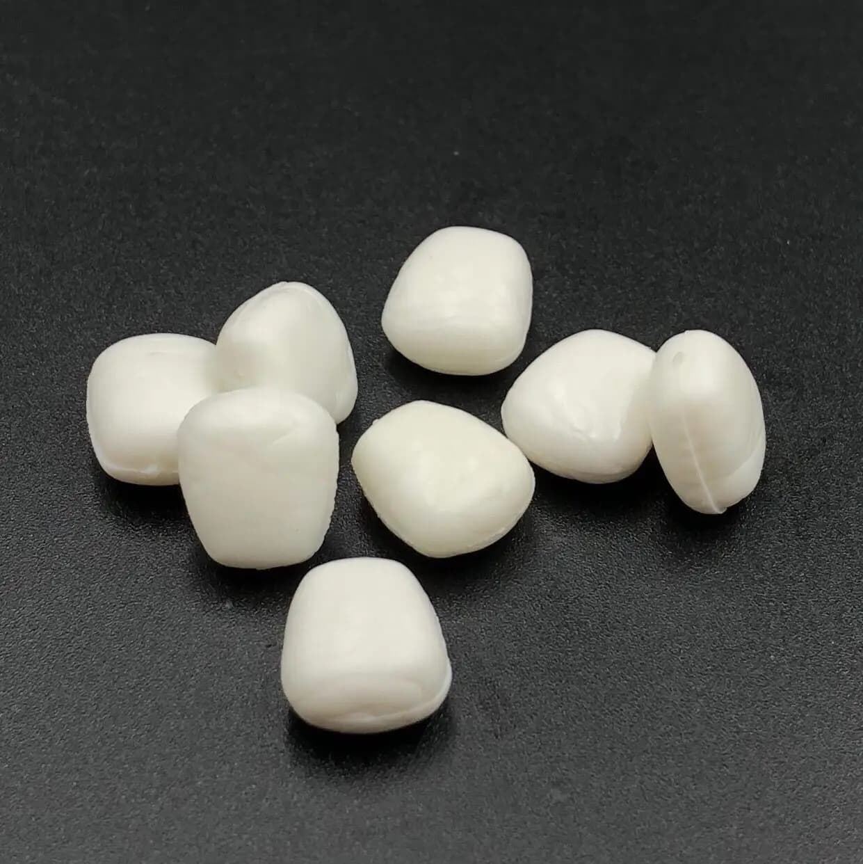 Appâts maïs flottants 50PCS - Leurres pop-up bioniques pour carpe avec simulation réaliste