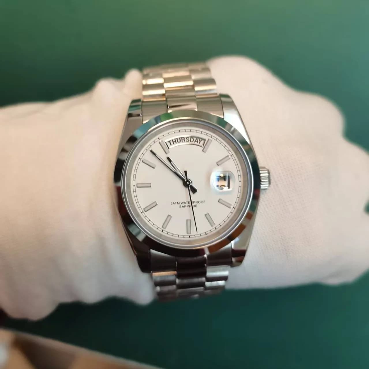Montre homme petit format 36mm étanche 50M - Verre saphir acier inox mouvement quartz affaires
