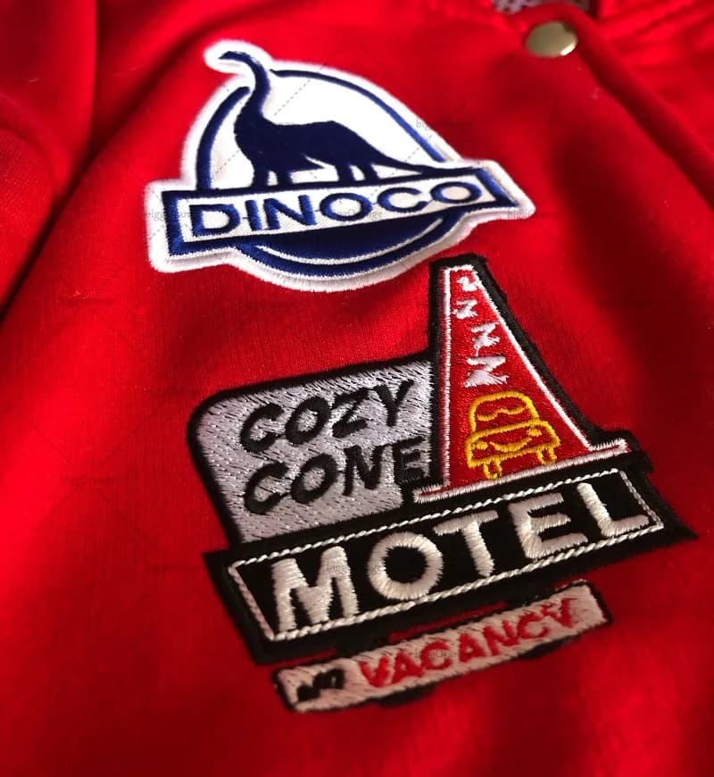 Veste baseball américaine oversized rouge brodée pour homme style Harajuku Y2K décontracté