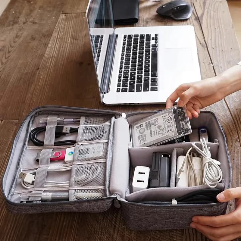 Pochette organisatrice câbles électroniques étanche voyage rangement chargeurs prises USB données portable