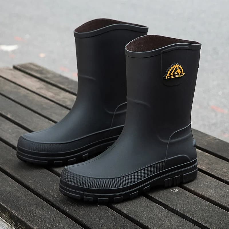Bottes pluie hautes homme 2025 imperméables caoutchouc pour pêche et travail hiver