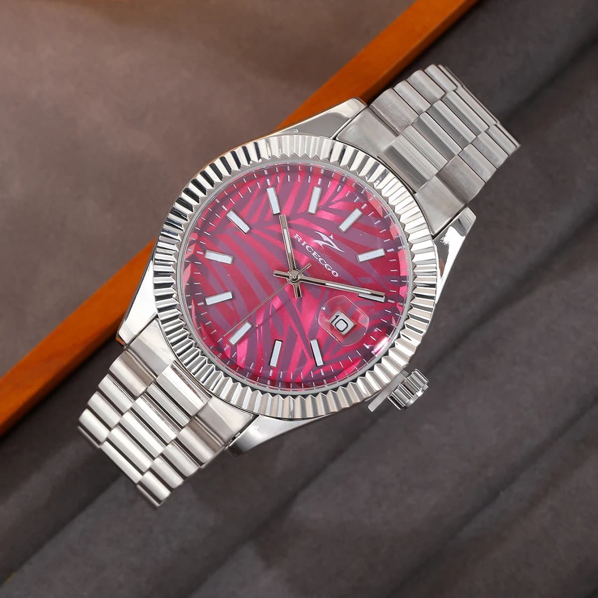 Montre Homme Chronographe Acier Inoxydable Élégante - Style Rétro Business pour Pêcheurs Exigeants
