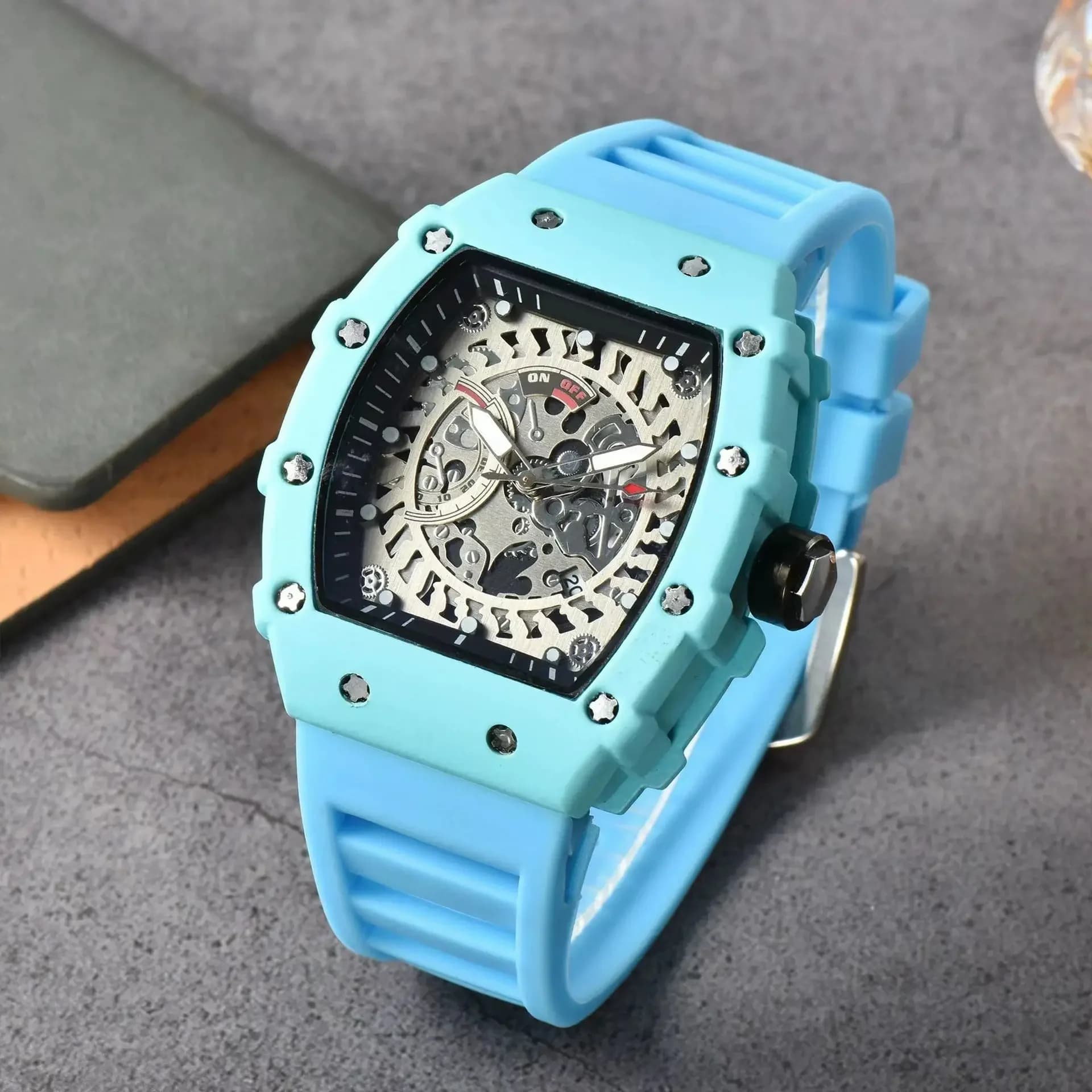 Montre homme fantôme squelette luxe quartz - Cadran transparent skull étanche tendance horlogerie masculine