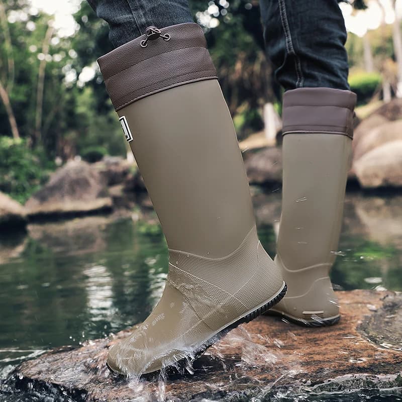 Bottes de pluie mode hommes hautes étanches antidérapantes couple style pêche extérieur chaussures techniques