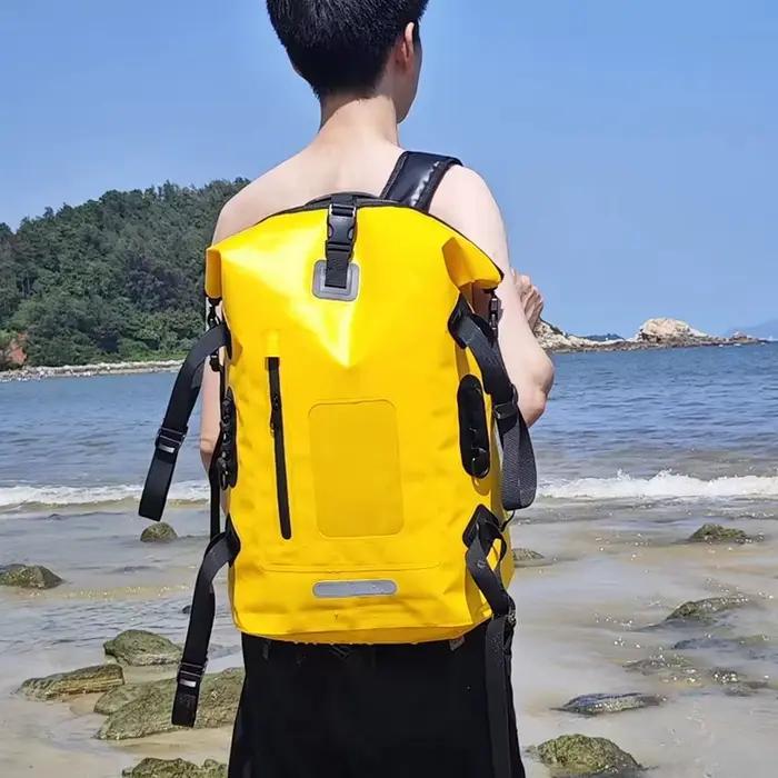 Sac à dos étanche 30L pêche randonnée kayak plongée avec compartiment pour appâts et matériel
