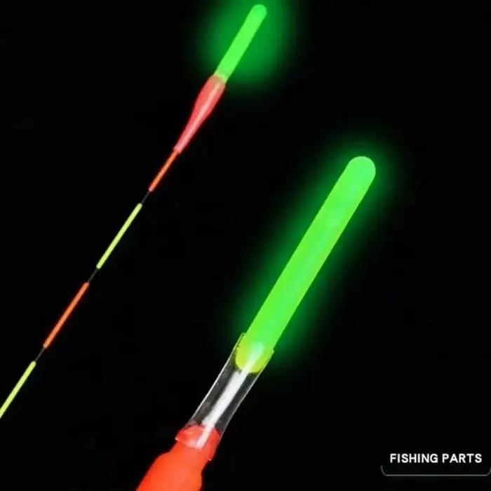 Bâtonnets luminescents fluo pêche de nuit BRAVMACK, 50 à 100 pièces pour flotteur et canne lumineux